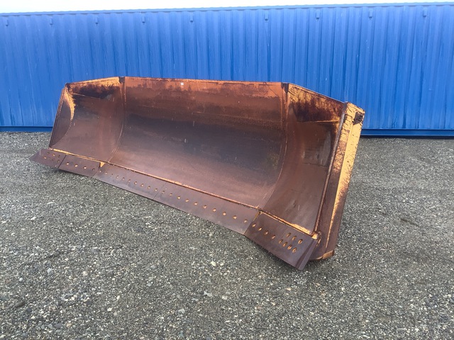 Cat D7G Blade Attachment