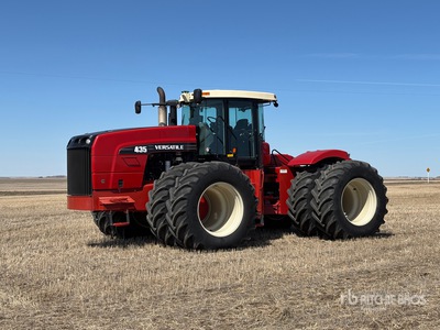 Versatile 435 Articulated 4WD Tractor