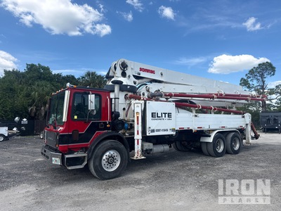 2004 Schwing 2525H-5/39X 39 m on 2005 Mack MR600 6x4 Camion transportador de hormigon