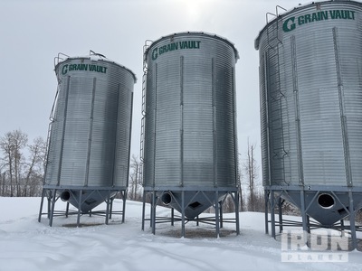 Grain Vault +/- 4000 bu 6 Ring Hopper Trémie à grains