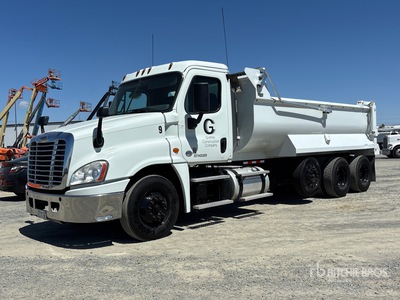 2017 Freightliner Cascadia 125 8x4 Tri/A Dump Truck