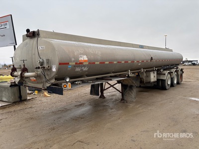 1999 Advance 28640 L Tri/A Trailer cisterna