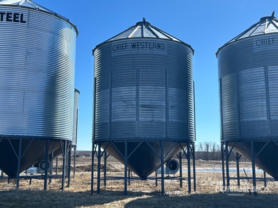 Chief Westland +/- 5500 bu 6 Ring Hopper Grain Bin
