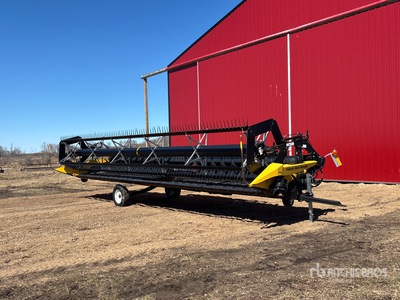 2013 Honey Bee SP30 30 ft Draper Combine Header