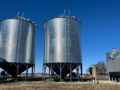 Westeel 2106 +/- 7700 bu 6 Ring Hopper Grain Bin