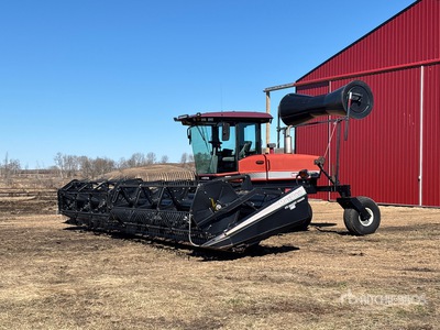 2007 Westward 9352C 30 ft Swather Windrower
