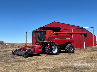 2015 Case IH 8240 Moissonneuse-batteuse