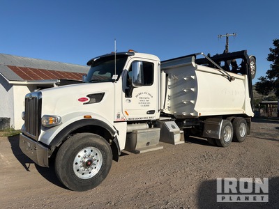 2018 Peterbilt 567 8x4 4-Achs Kipper-Lkw