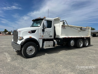 2019 Peterbilt 567 8x4 を見 Dump Truck