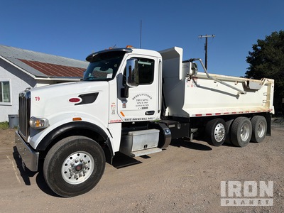 2019 Peterbilt 567 8x4 4-Achs Kipper-Lkw