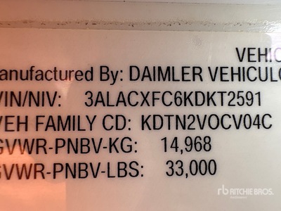 2019 Freightliner M2 106 2000 gal 4x2 Camion cisterna de agua