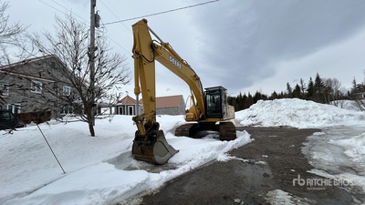 2003 John Deere 200C LC Tracked Excavator