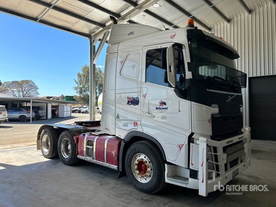 2019 Volvo FH13 6x4 Ciągnik siodłowy T/A z kabiną sypialną