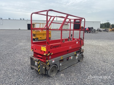 2012 Haulotte COMPACT8 Electric Elevador de tijera