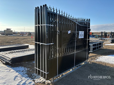 Quantity of (5) 2026 20 ft x 7 ft Wrought Iron Bi-Parting ドライブウェイ ゲート (Unused)