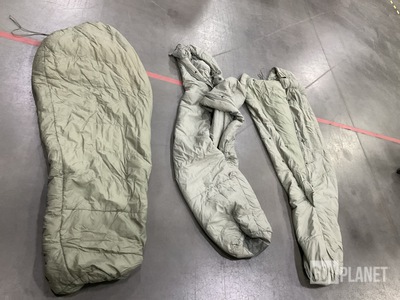 (69) Sleeping Bags