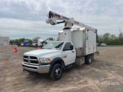 2018 UTEM UTLN41 36 ft on 2018 Ram 5500 4x4 Camion Nacelle