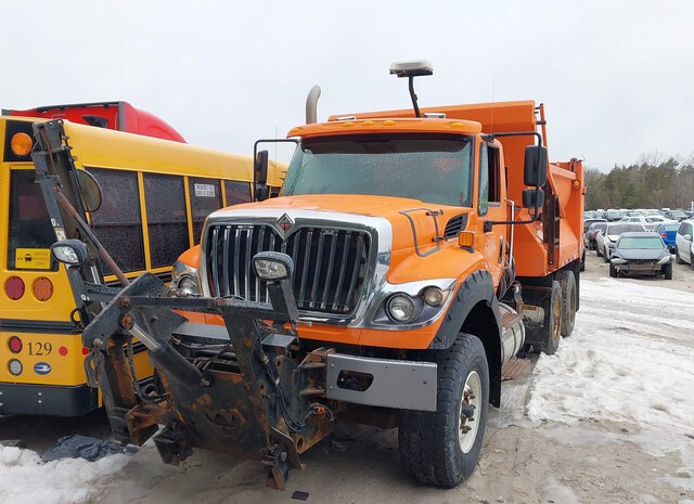 2018 International 7600 6x4 T/A Dump Truck