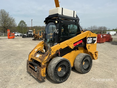 2014 Cat 246D Two-Speed High Flow XPS Chargeuse à direction à glissement