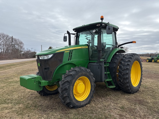 2012 John Deere 7230R 4WD Tractor