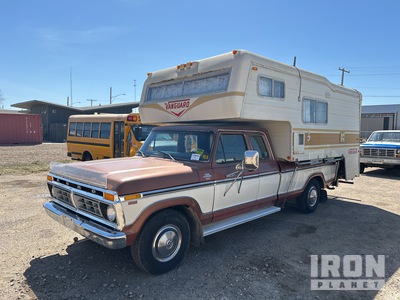 1977 Ford F-250 XLT 4x2 Extended Cab Pickup w/Vanguard P2F Truck Camper