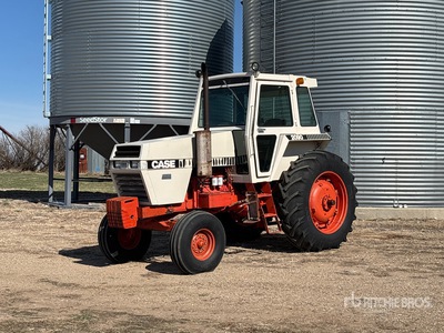 1981 Case 2090 2WD トラクター