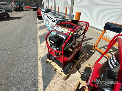 Easy-Kleen Magnum Gold Pressure Washer (Unused)