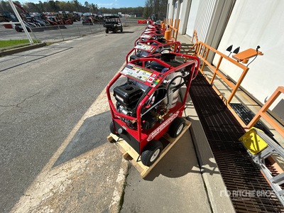 Easy-Kleen Magnum Gold Pressure Washer (Unused)