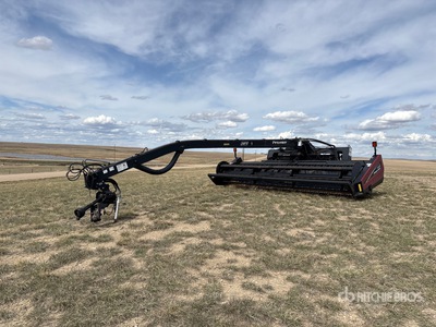 2009 MacDon A300 18 ft 草刈機