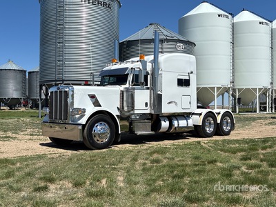 2013 Peterbilt 389 6x4 T/A Sleeper Truck Tractor