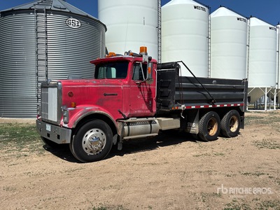 1988 International F9370 6x4 T/A Dump Truck