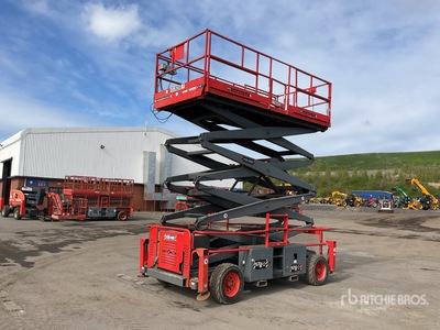 2016 Skyjack SJ9250 4x4 Diesel Scissor Lift