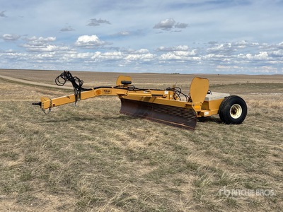 HyGrade 1400RS 2 Tire Hydraulic 14 ft Pull Scraper