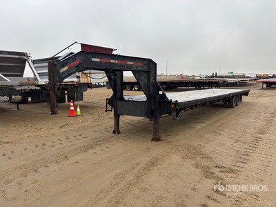 2012 PJ Trailers 40 ft T/A Gooseneck Flatbed Trailer