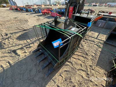 Trojan 200CL 42 in Digging Excavator Bucket - Fits 80mm Cat 320/321/323, Hyundai R210 Komatsu PC200/220, Deere160/200/225 Kobelco SK210, Case 210/225, Doosan DX225