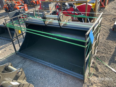 Trojan 200CL 72 in Cleanup Excavator Bucket - Fits 80mm Cat 320/321/323, Hyundai R210 Komatsu PC200/220, Deere160/200/225 Kobelco SK210, Case 210/225, Doosan DX225