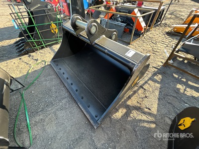 Trojan 120CL 72 in Cleanup Excavator Bucket