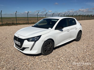 2022 Peugeot 208 Automobile