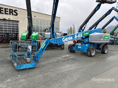 2013 Genie S-65 4WD Diesel Articulating Boom Lift