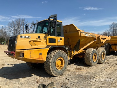 2016 John Deere 300D Series II Camion à benne articulé