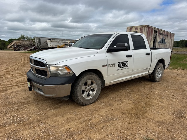 2017 Ram 1500 4x2 Crew Cab Pickup