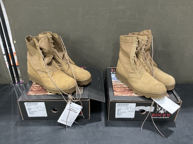 (42) Pairs of Men's Boots