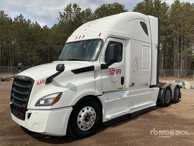 2020 Freightliner Cascadia 126 6x4 T/A Sleeper Truck Tractor