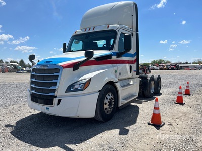 2019 Freightliner Cascadia 126 T/A Day Cab Truck Tractor