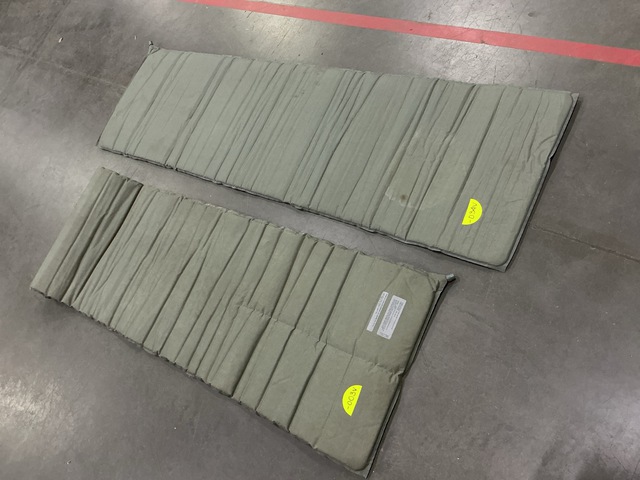 (106) Self-Inflating Sleeping Mats