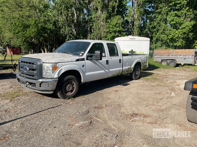 2016 Ford F-250 XL 4x2 Crew Cab Pick-up