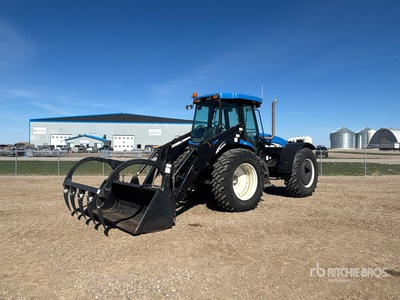 New Holland TV145 2方向トラクター