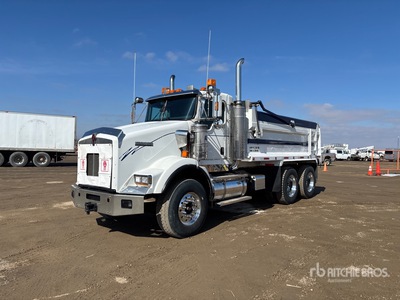 2004 Kenworth T800B 6x4 3-Achs Kipper-Lkw