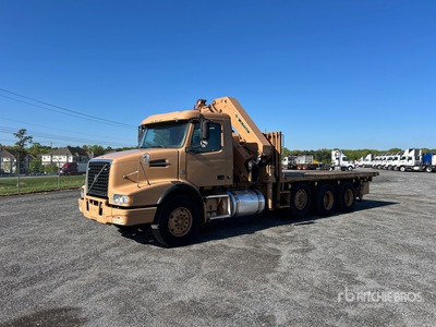IMT 19025 lb Knuckle Boom on 2014 Volvo VHD 8x4 Boom Truck