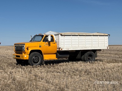1975 Chevrolet C60 4x2 Camion à grains